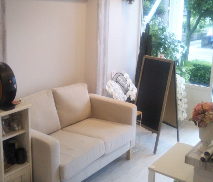 半田市の美容室Familia